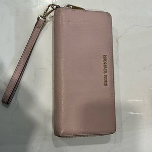 Michael Kors Jet Set large wallet.